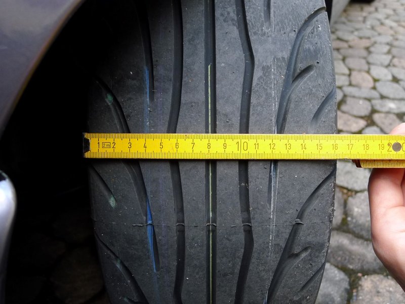 neu (Andere).JPG (183.03 KiB) 176897 mal betrachtet Nankang NS-2R 185/60 R14