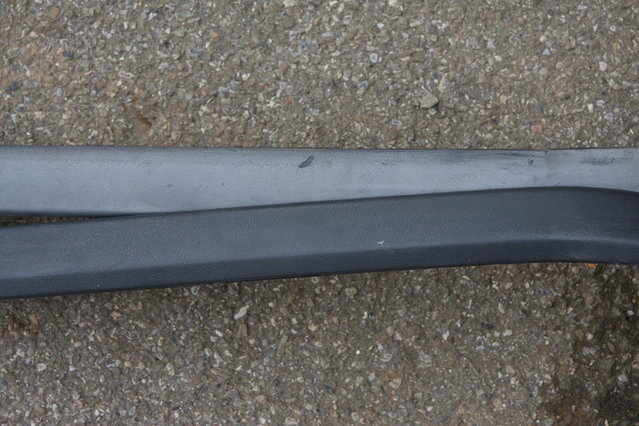 cors396.JPG (487.23 KiB) 58856 mal betrachtet Schutzlippe von der Front vorher und nachher