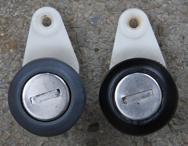 cors405.JPG (412.98 KiB) 58812 mal betrachtet Schließzylinder in neuem Look